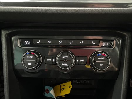2020 Volkswagen Tiguan - photo 12