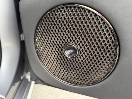 2025 Bentley Flying Spur - photo 31