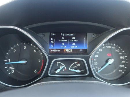 2017 Ford Focus - photo 16