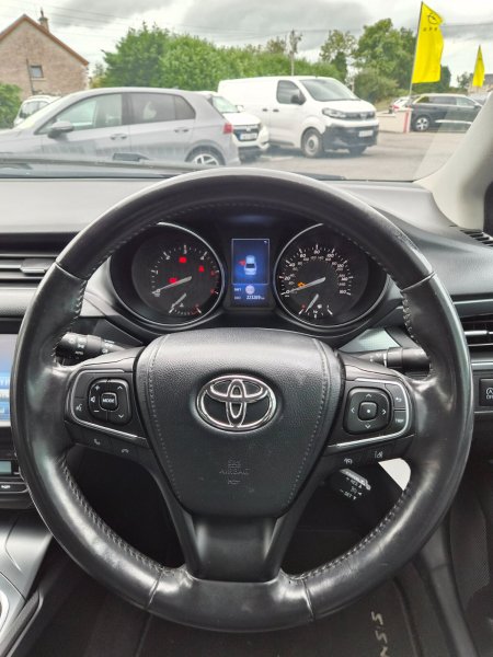 2017 Toyota Avensis - photo 14