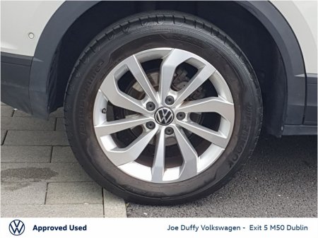 2024 Volkswagen T-Roc - photo 8
