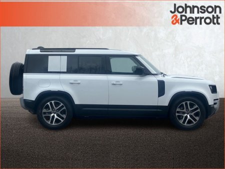 2025 Land Rover Defender - photo 6