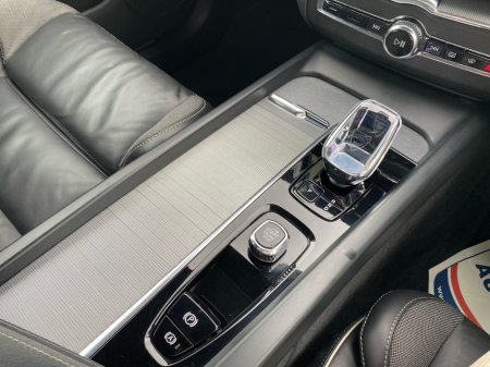 2024 Volvo XC60 - photo 18