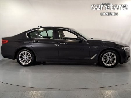 2018 BMW 5-Series - photo 2