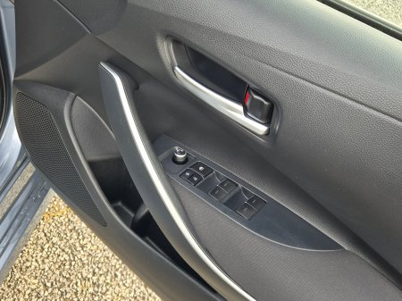 2021 Toyota Corolla - photo 5