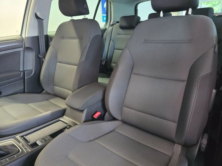 2018 Volkswagen Golf - photo 9