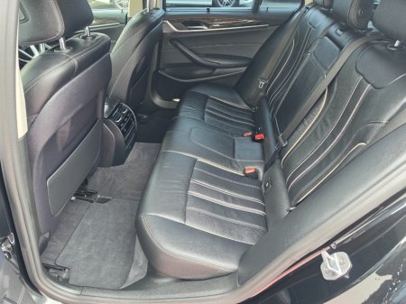 2017 BMW 5-Series - photo 17