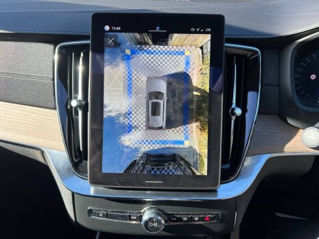 2025 Volvo XC90 - photo 8