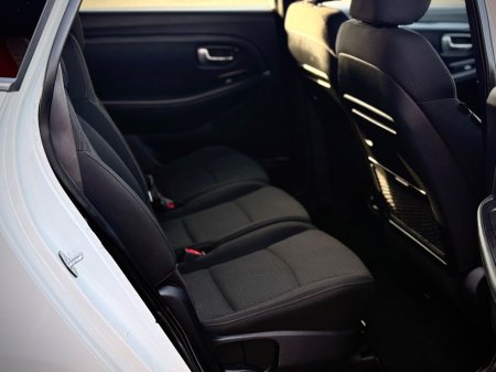 2017 Kia Carens - photo 10