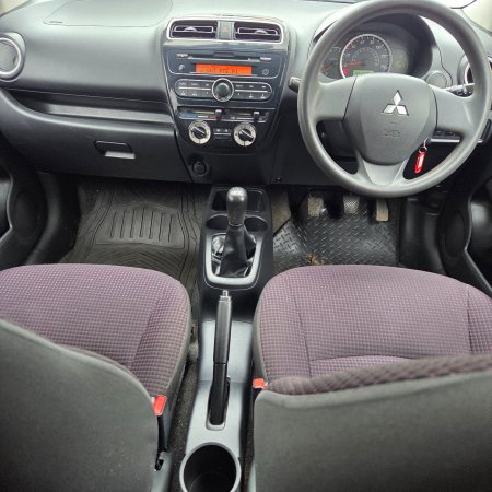 2013 Mitsubishi Mirage - photo 9