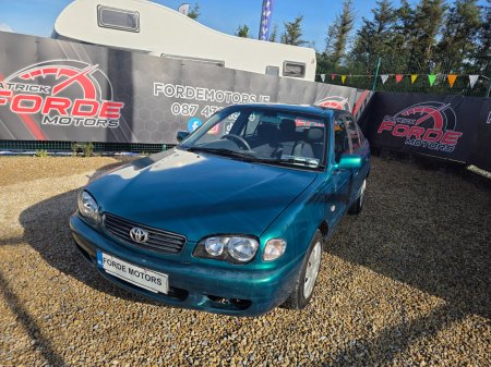 2001 Toyota Corolla - photo 2