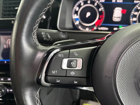 2020 Volkswagen Golf - photo 14