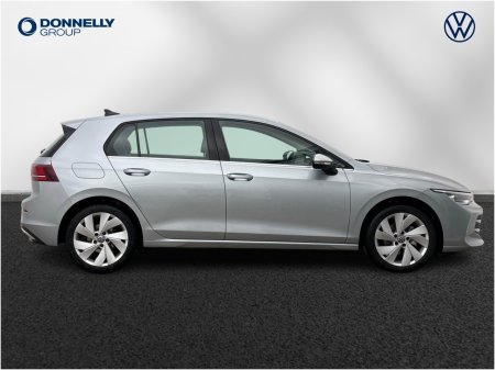 2025 Volkswagen Golf - photo 4