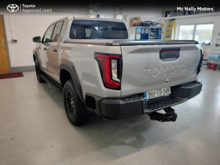 2026 Toyota Hilux - photo 17