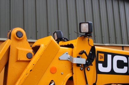 0 JCB  - photo 10
