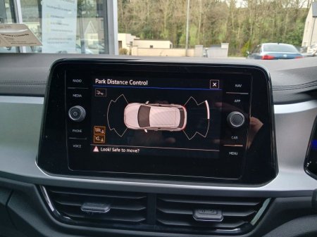 2024 Volkswagen T-Roc - photo 18