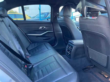 2021 BMW 3-Series - photo 8