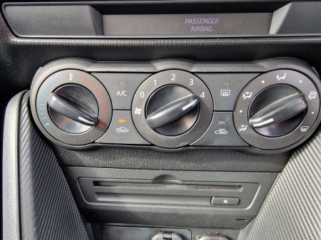 2017 Mazda Mazda2 - photo 22