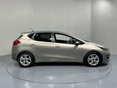 2016 Kia Ceed - photo 8