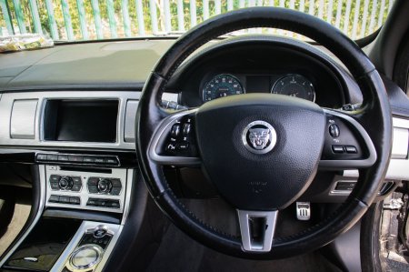 2013 Jaguar XF - photo 12