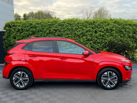 2023 Hyundai KONA - photo 2