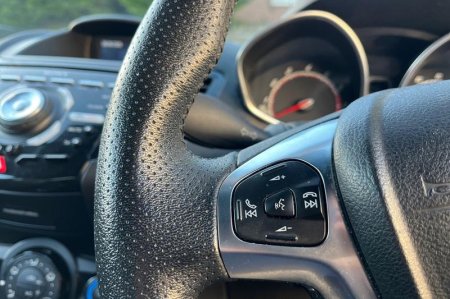 2017 Ford Fiesta - photo 26