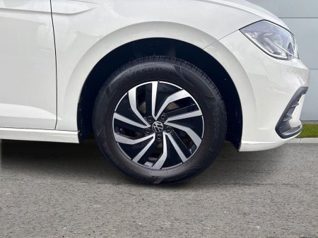 2023 Volkswagen Polo - photo 8