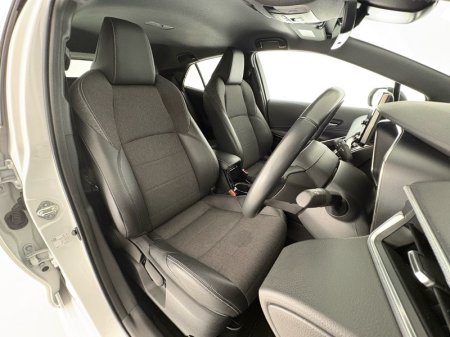 2023 Toyota Corolla - photo 18