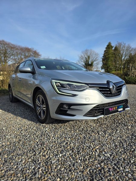 2021 Renault Megane - photo 32