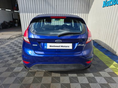 2015 Ford Fiesta - photo 4