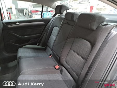 2021 Volkswagen Passat - photo 13