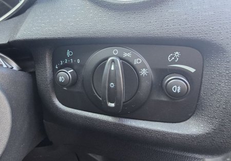 2014 Ford Fiesta - photo 17