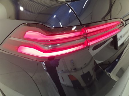2025 BMW 5-Series - photo 20