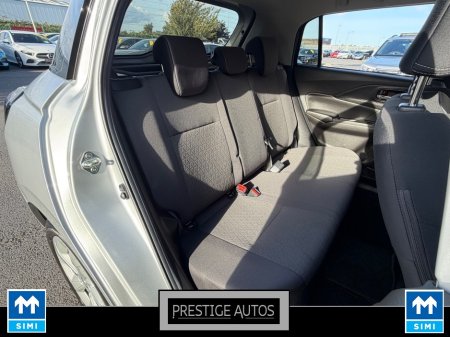 2023 Suzuki Swift - photo 11
