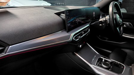 2024 BMW 3-Series - photo 26