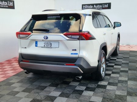 2019 Toyota RAV4 - photo 9