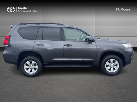2022 Toyota Land Cruiser - photo 3