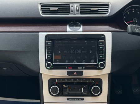 2011 Volkswagen Passat - photo 14
