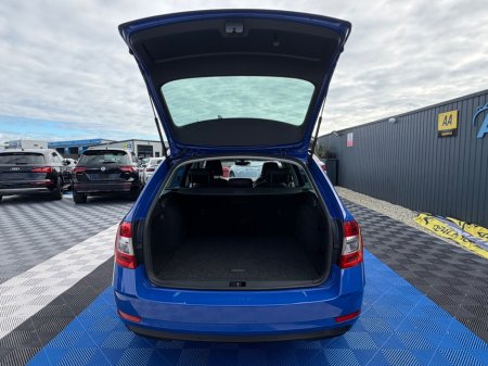 2020 Skoda Octavia - photo 32