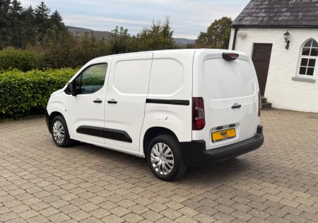 2021 Peugeot Partner - photo 4