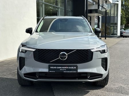 2025 Volvo XC90 - photo 2