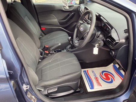 2021 Ford Fiesta - photo 10