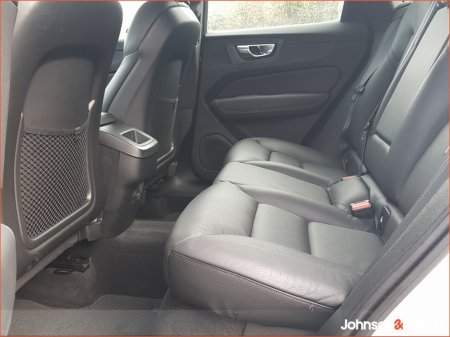 2022 Volvo XC60 - photo 8