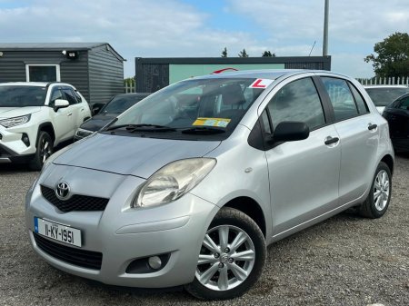 2011 Toyota Yaris - photo 3