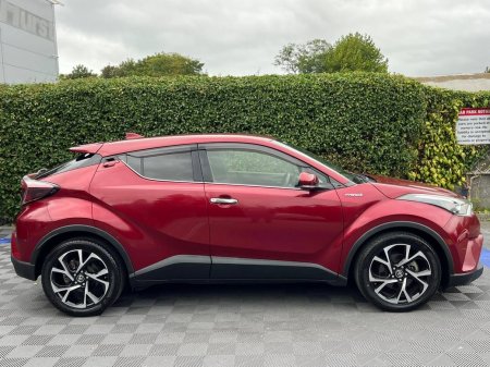 2018 Toyota C-HR - photo 2