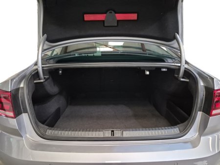 2022 Volkswagen Passat - photo 7