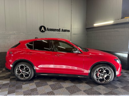 2025 Alfa Romeo Stelvio - photo 2