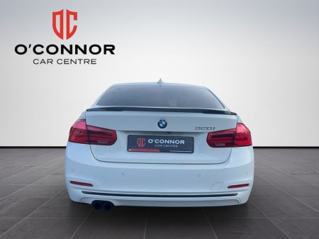 2017 BMW 3-Series - photo 5