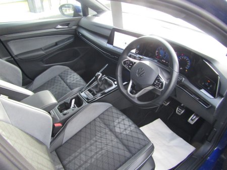 2023 Volkswagen Golf - photo 10