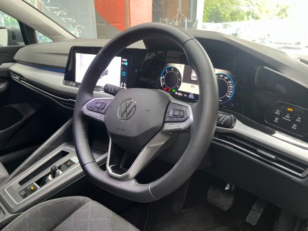 2024 Volkswagen Golf - photo 13